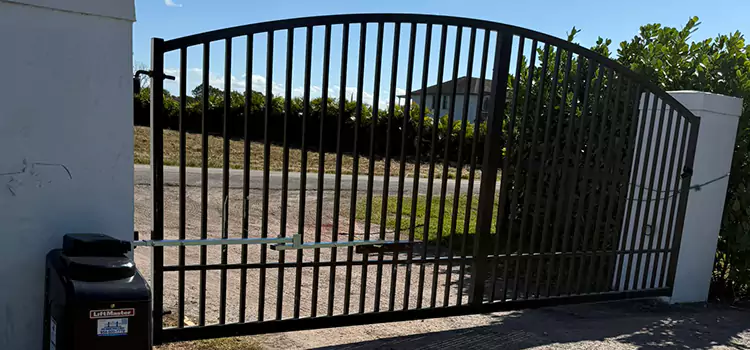 Driveway Fence Repair Hanover Park